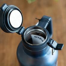 画像をギャラリービューアに読み込む, クラシック真空グロウラー 1.9L ロイヤルブルー | STANLEY(スタンレー)